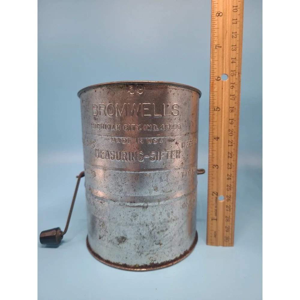 Bromwells Vintage Rustic Measuring Sifter 3 Cups Made In The USA